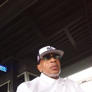 Meet your Posher, Norman